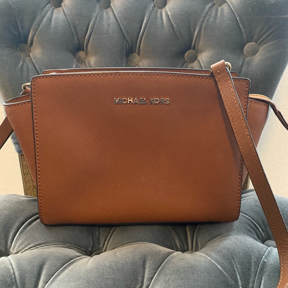 Michael Kors Selma Crossbody Bag Tan